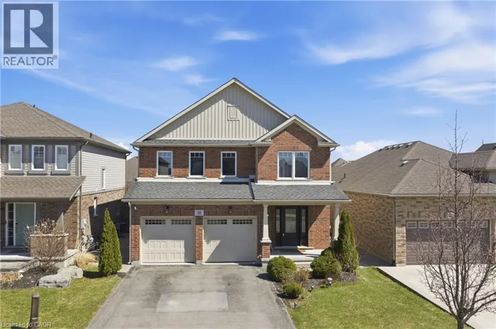 28 SILVERWOOD Avenue, Welland, Ontario L3C0C3