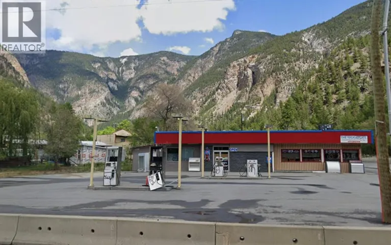 670 Scott Avenue, Hedley, British Columbia V0X1K0