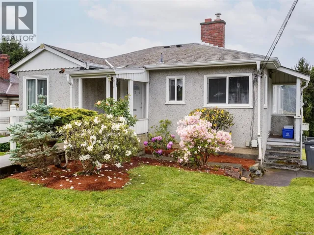 4034 Carey Rd, Saanich, British Columbia V8Z4E8