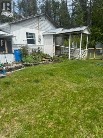8146 95 Highway, Kingsgate, British Columbia V0B1V1