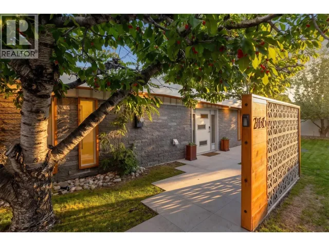 266 ALDER Avenue, Kaleden, British Columbia V0H1K0