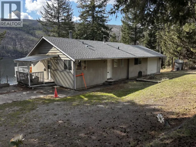 2344 Loon Lake Road, Loon Lake, British Columbia V0K1H0
