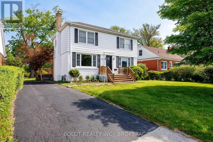 35 RIVERCREST DRIVE, St. Catharines (Glendale/Glenridge), Ontario L2T2P3