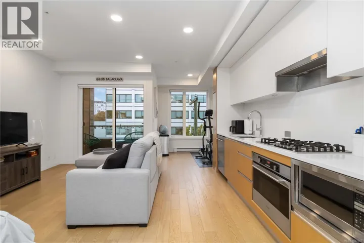 409 1033 Cook St, Victoria, British Columbia V8V0E1