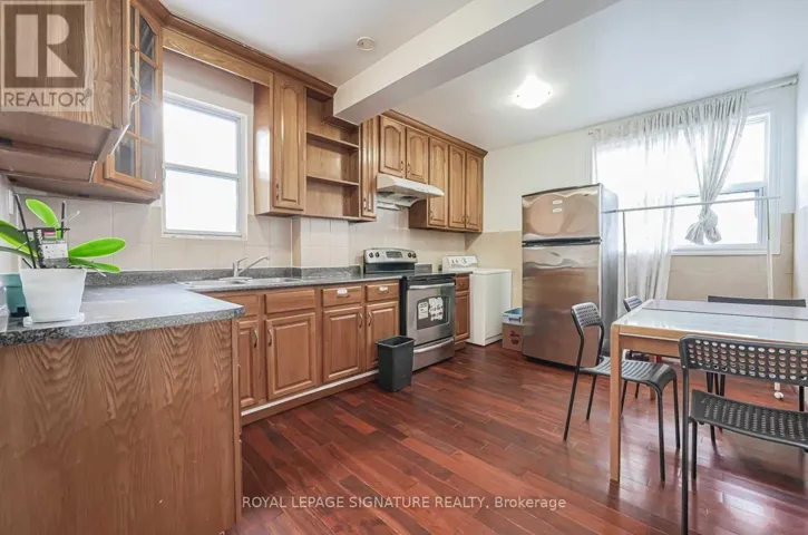 80 MARKHAM STREET, Toronto (Trinity-Bellwoods), Ontario M6J2G5
