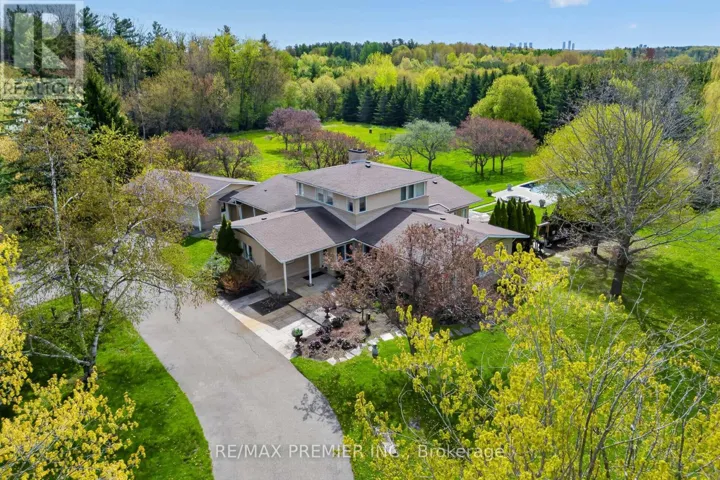 41 GREEN VALLEY COURT, Vaughan (Kleinburg), Ontario L0J1C0