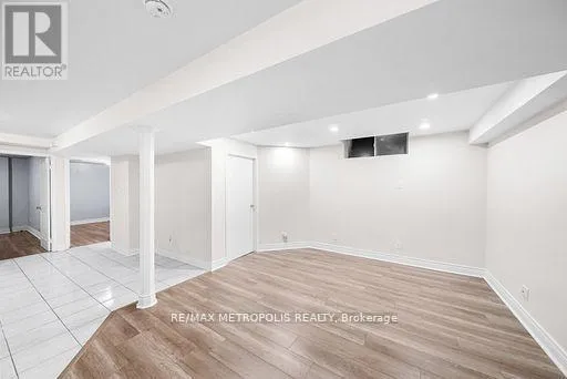 BSMT - 60 CRANBERRY CRESCENT, Brampton (Fletcher's Creek South), Ontario L6Y4X2