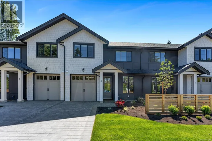 3 3333 Henderson Rd, Oak Bay, British Columbia V8P5A5