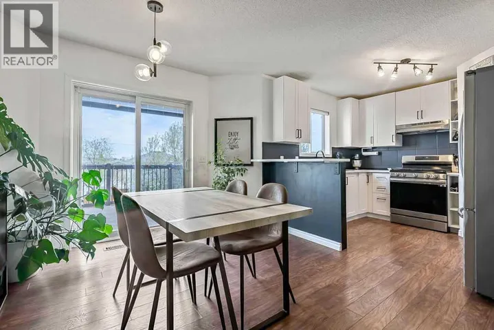 145 Harvest Glen Way NE, Calgary, Alberta T3K4J4