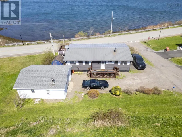 7 Dale Avenue, Mulgrave, Nova Scotia B0E2G0