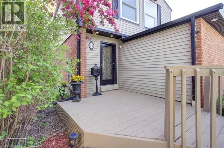 336 QUEEN Street S Unit# 14, Mississauga, Ontario L5M1M2