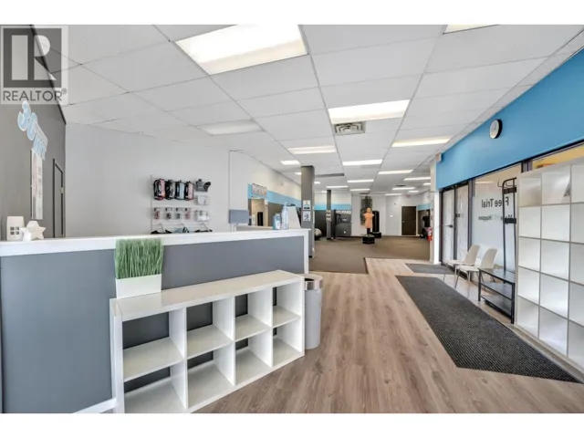 1675 KINGSWAY, Vancouver, British Columbia V5N2S2