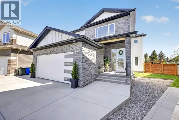 30 Silverstone Place, Didsbury, Alberta T0M0W0