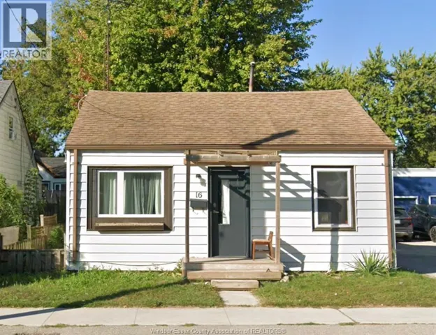 16 MCNAUGHTON AVENUE, Wallaceburg, Ontario N8A1R8
