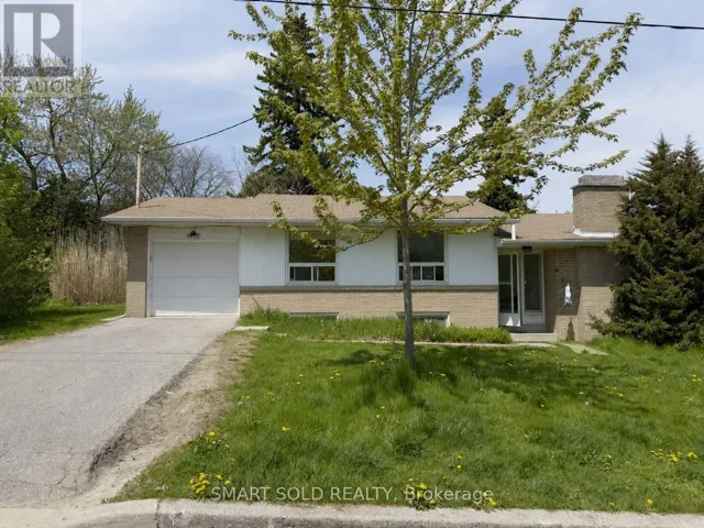 30 CASWELL DRIVE, Toronto (Newtonbrook East), Ontario M2M3L9