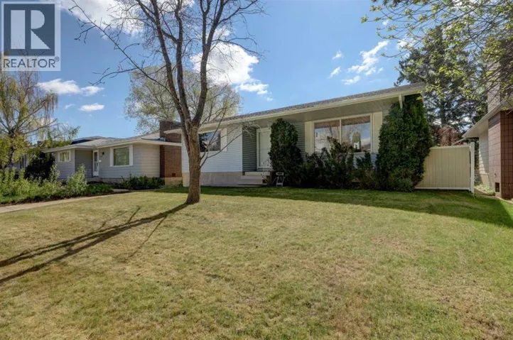 255 Huntcroft Road NE, Calgary, Alberta T2K4E1