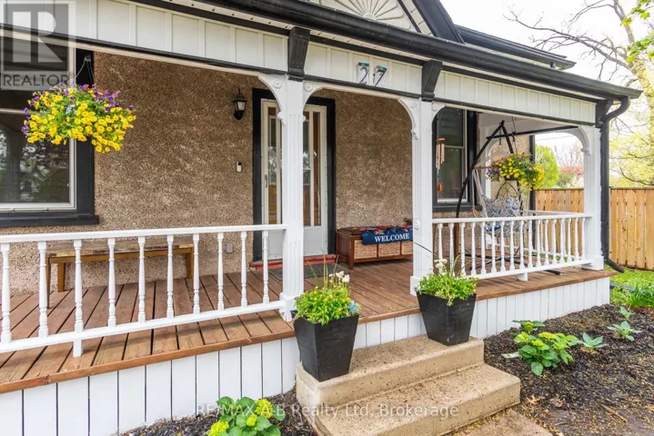 27 HOME STREET, Stratford, Ontario N5A1Z8
