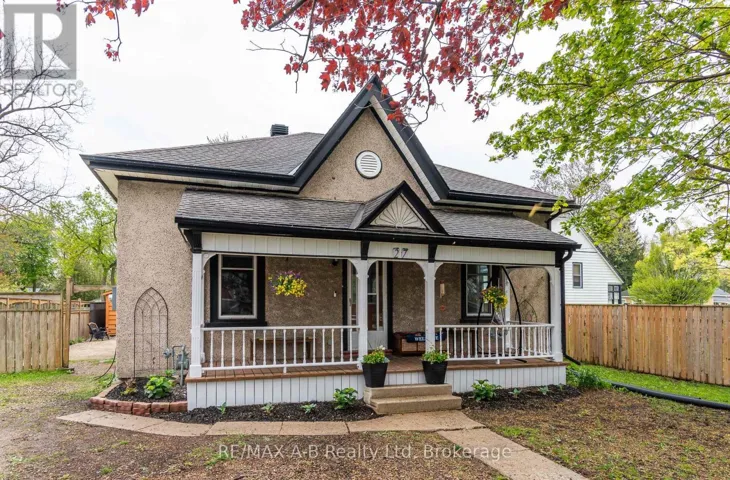 27 HOME STREET, Stratford, Ontario N5A1Z8