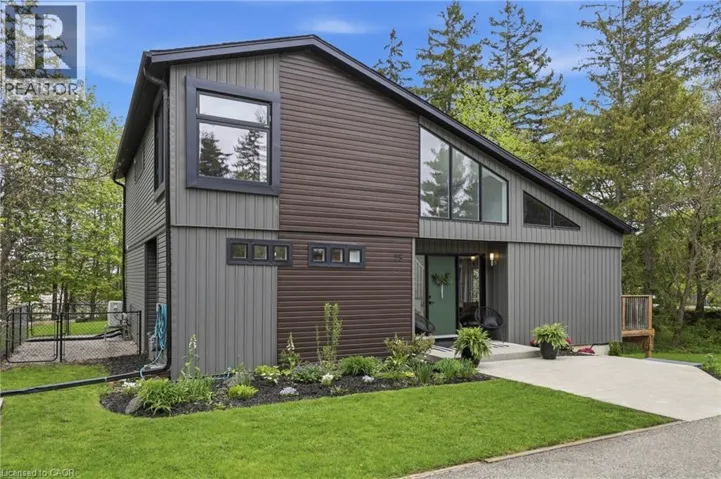 25 SHADYWOOD Lane, Cambridge, Ontario N1R5S2