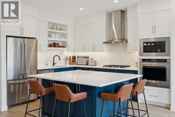 195 Greenwich Drive NW, Calgary, Alberta T3B6P1