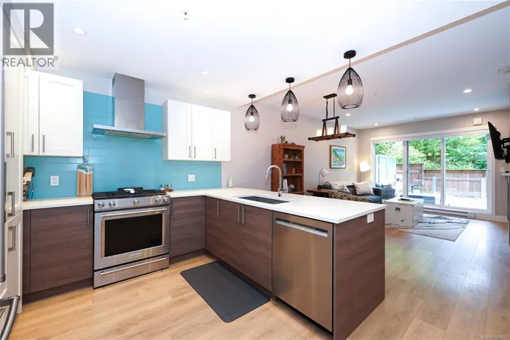 204 1820 Maple Ave S, Sooke, British Columbia V9Z0N9