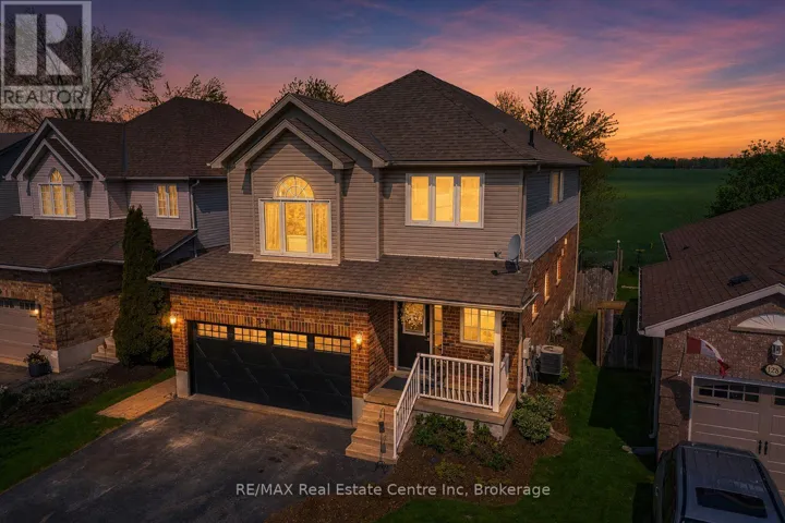 124 GIBBONS DRIVE, Centre Wellington (Fergus), Ontario N1M3W2