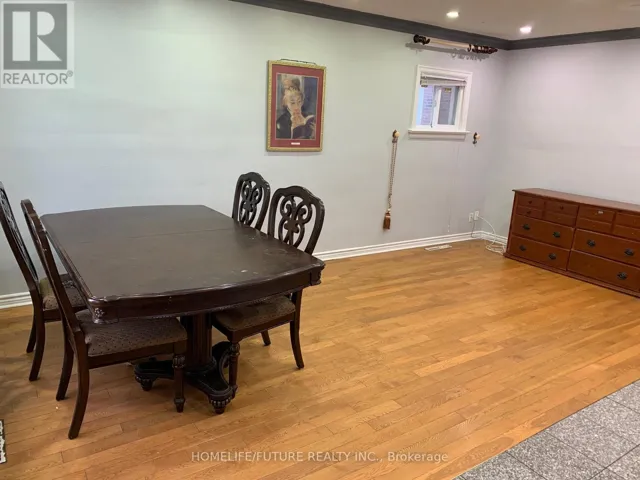 MAIN - 1 MAXIM CRESCENT, Toronto (Dorset Park), Ontario M1P1Y1