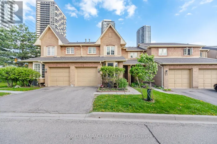 18 - 35 CEREMONIAL DRIVE, Mississauga (Hurontario), Ontario L5R3G6
