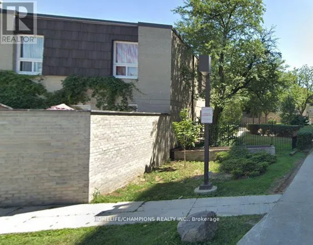14 - 23 FOUR WINDS DRIVE, Toronto (York University Heights), Ontario M3J1K7