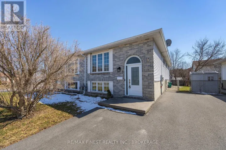 295 OWENS CRESCENT, Kingston (East Gardiners Rd), Ontario K7M8G9