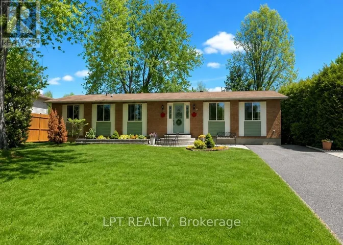 9 DALLAIRE CRESCENT, Ottawa, Ontario K0A2Z0