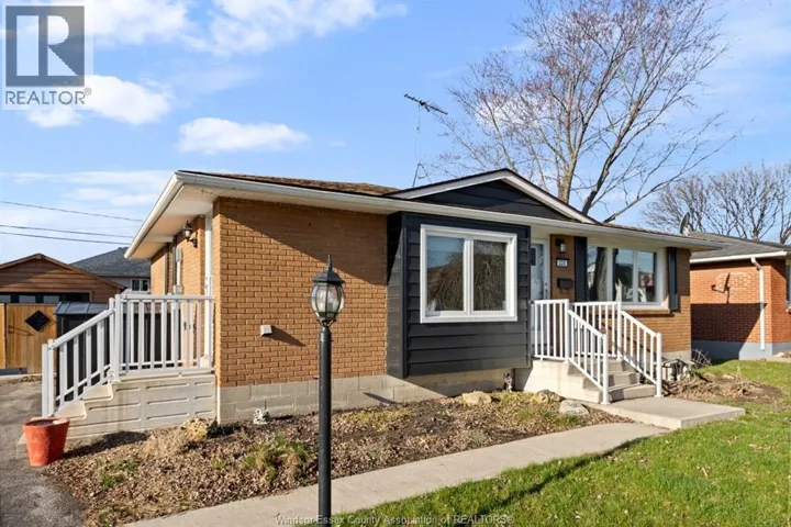 220 VICTORY, LaSalle, Ontario N9J1V6
