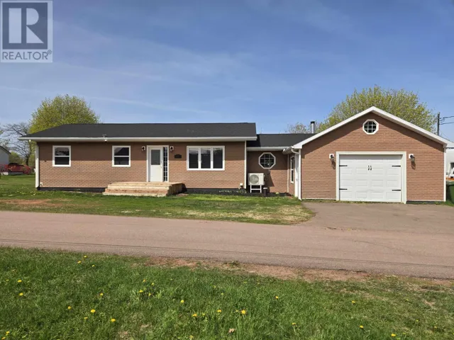 11 Fraser Avenue, Northport, Prince Edward Island C0B1B0