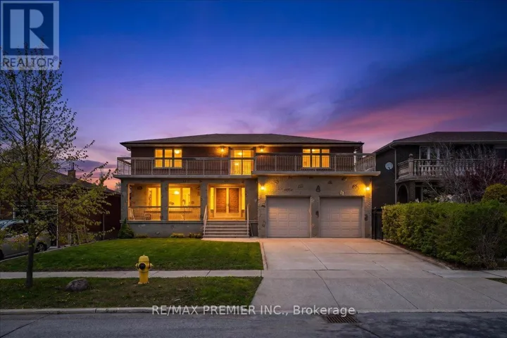 100 HALLSPORT CRESCENT, Toronto (Downsview-Roding-CFB), Ontario M3M2K6