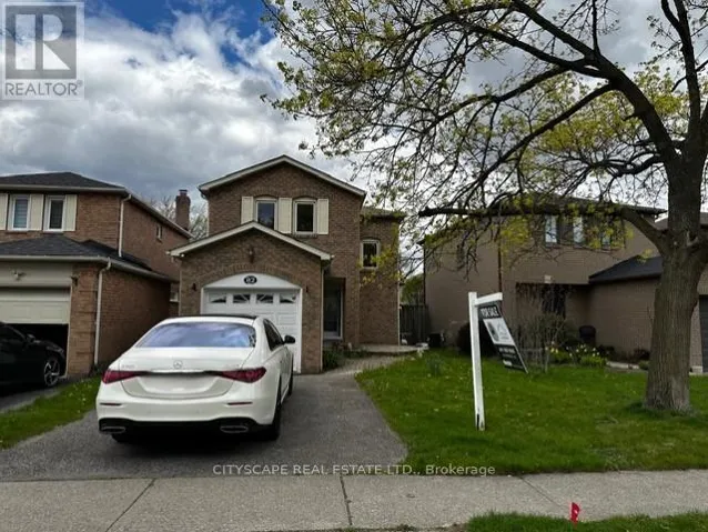 82 CHATFIELD DRIVE, Ajax (Central West), Ontario L1T2J9