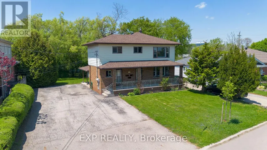 39 CHESTER ROAD, Hamilton (Stoney Creek), Ontario L8E1X8