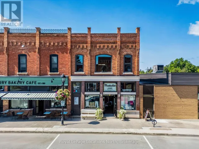 UPPER UNIT - 8 BRUCE STREET S, Blue Mountains, Ontario N0H2P0