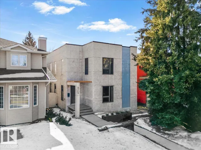 8709 92A AV NW, Edmonton, Alberta T6C4G6
