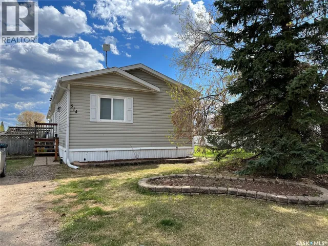 514 6th AVENUE E, Meadow Lake, Saskatchewan S9X1J3