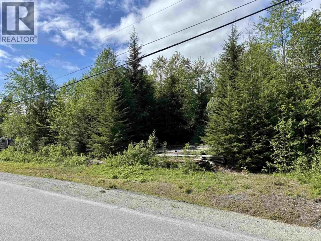 25 BLUEBERRY AVENUE, Kitimat, British Columbia V8C2S7