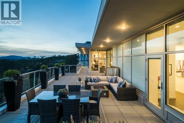 PH902 4009 Rainbow Hill Lane, Saanich, British Columbia V8X0B3