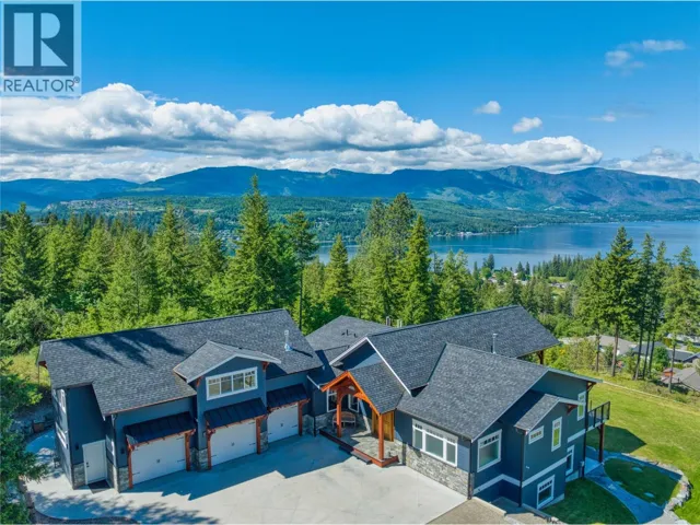 3401 Roncastle Road, Blind Bay, British Columbia V0E1H1