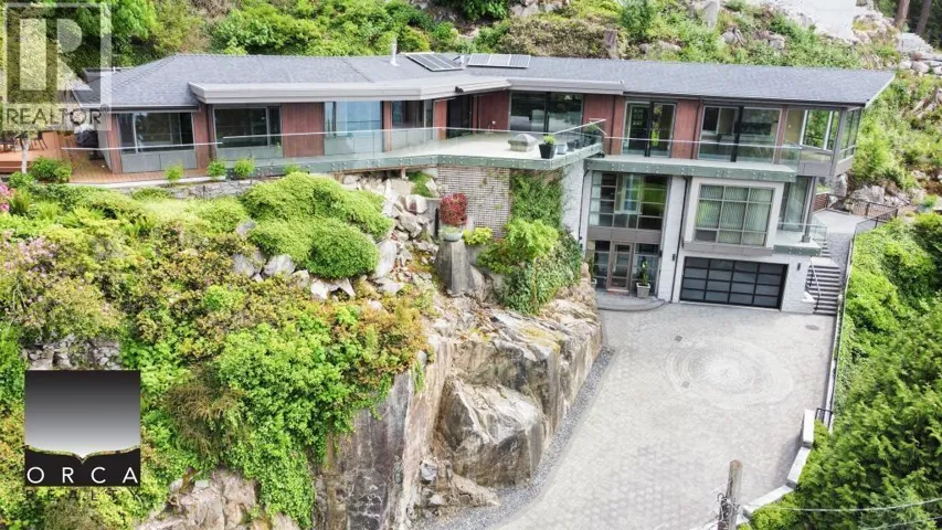 5134 PITCAIRN PLACE, West Vancouver, British Columbia V7W1L8
