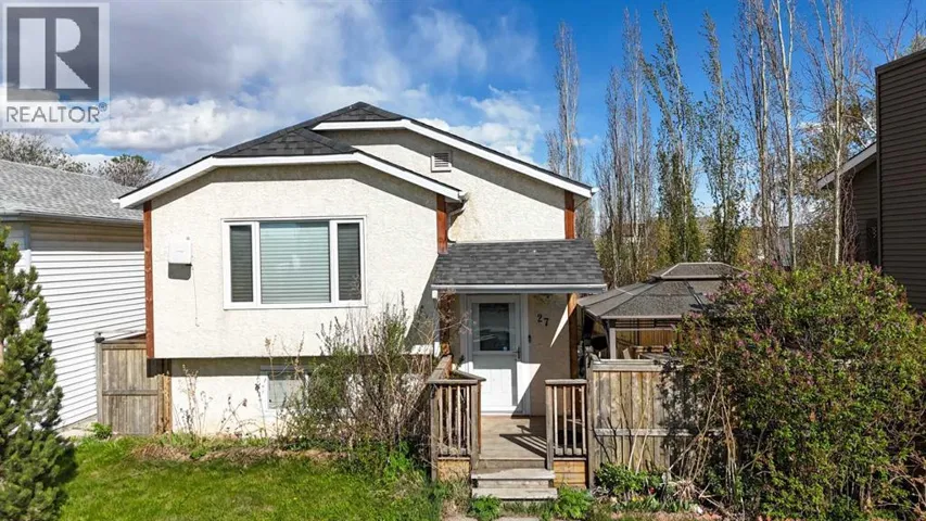 27 Erin Grove Court SE, Calgary, Alberta T2B3A8