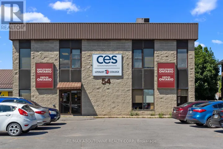 2 - 54 DUNDAS STREET E, Belleville (Belleville Ward), Ontario K8N1B8