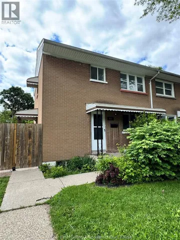 931 RANDOLPH AVENUE, Windsor, Ontario N9B2V1