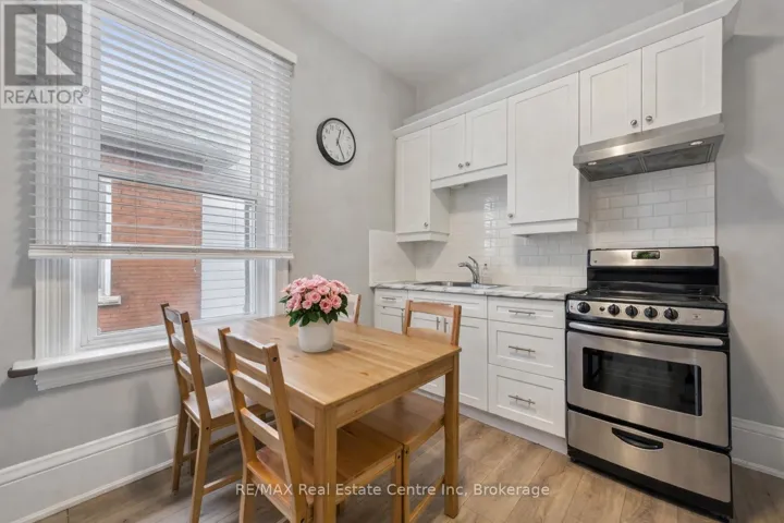 29 CRIMEA STREET, Guelph (Junction/Onward Willow), Ontario N1H2Y5