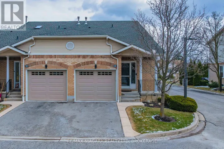 3 - 53 BUNTING ROAD, St. Catharines (Secord Woods), Ontario L2P3Y6
