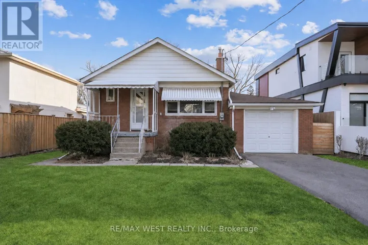 29 PRENNAN AVENUE, Toronto (Islington-City Centre West), Ontario M9B4B7