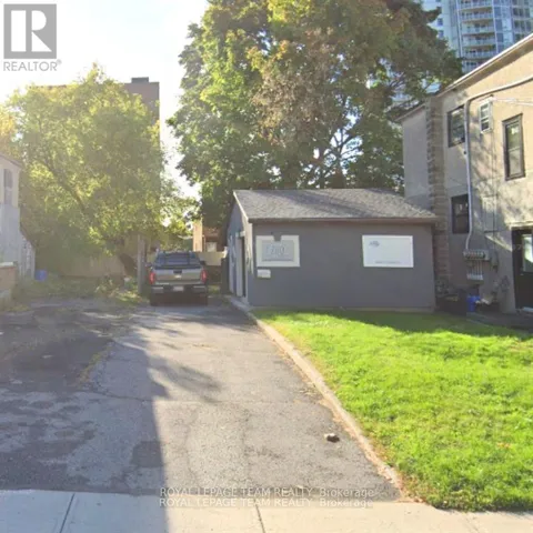 66 PAMILLA STREET, Ottawa, Ontario K1S3K8